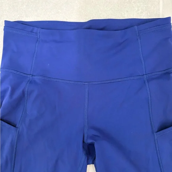 Lululemon Fast and Free Crop II Leggings Nulux 19’’ in Psychic Blue Size 6 - Picture 4 of 14